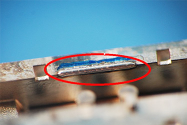 關節(jié)式光纖激光模具焊機加工現場